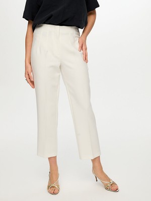 Faik Sönmez Önden Pensli Slim Fit Capri S26CPR005