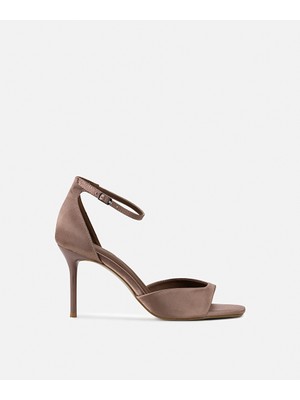 İpekyol Saten yüzeyli topuklu ayakkabı IS1260031014150