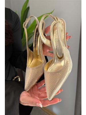 Les Passent Kadın Siena Altın Baskılı 7 cm Topuklu Sivri Burun Arkası Açık Atkılı Ayakkabı