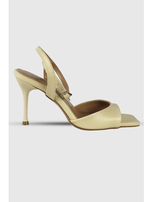 Magnolia Açık Sarı Mat Tek Bant Kare Burun Bilek Bağlı Kadın Topuklu Ayakkabı
