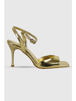 Magnolia Altın Tek Bant Kare Burun Bilek Bağlı Kadın Topuklu Ayakkabı