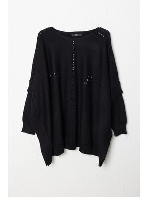 On Fashion Kadın Taş Detaylı Yarasa Kol Siyah Kazak 60301