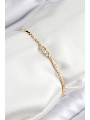 Renklime Pirinç Zirkon Taşlı Dikdörtgen Model Ezme Zincir Gold Renk Kadın Bileklik