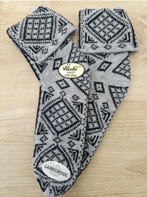 Ünlü Çorap Kilim Desen Yün Örgü Çorap 1 Çift 36-40 Numara
