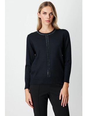 On Fashion Kadın Yarım Kol Yakası ve Önü Taşlı Siyah Kazak 65397