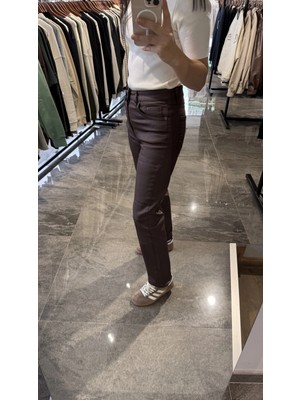 Tuğçe Fashion Mumlu Kahverengi Jean