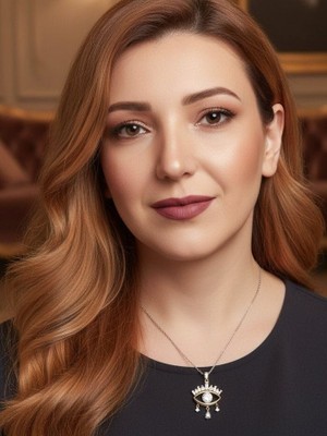 Betül Çekiç Çelik Taşlı Göz Detay Kadın Kolye