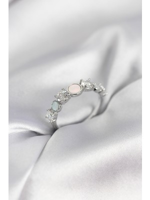 İlk El Grup Gümüş Renk Minimal Plaka ve Zirkon Taşlı Kadın Yüzük IEGBJTR-RS34