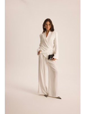 Mai Mirelka Bağlamalı Ekru Blazer Pantolon Takım