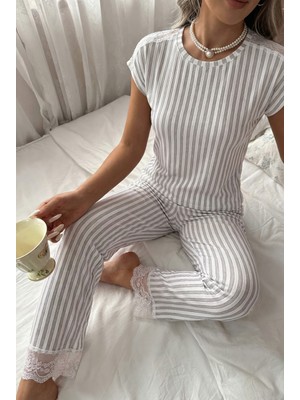 Madame Clara Dantel Detaylı Viscon Kısa Kollu Kadın Pijama Takımı