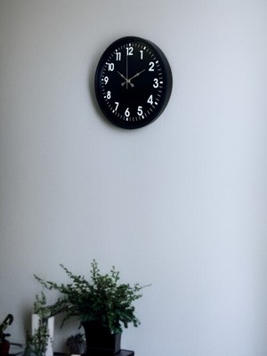 Tedaks 36 cm Siyah Modern Duvar Saati