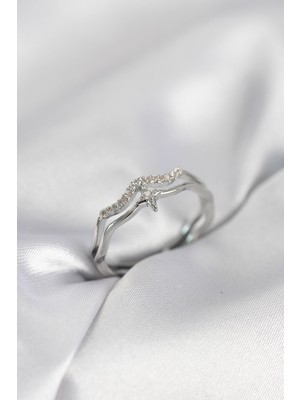 Marsilyan Minimal Yıldız Model Gümüş Renk Zirkon Taşlı Kadın Yüzük