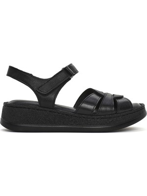 Derimod Kadın Siyah Bilekten Bantlı Kalın Tabanlı Deri Comfort Sandalet 26SFD320518