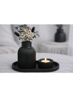 Minimal Çizgili Seramik Görünümlü Vazo & Mumluk – Dekoratif Tepsili Set