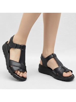 Ispartalılar 26-102S Tam Ortopedik Taban Günlük Kadın Sandalet Terlik Siyah Sandalet