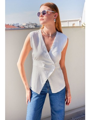 Queene Dreams 916 Düğme Detaylı Örme Yelek - Beyaz