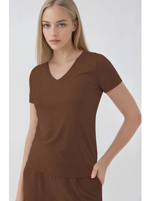 Vitrin V Yaka Salaş Tişört