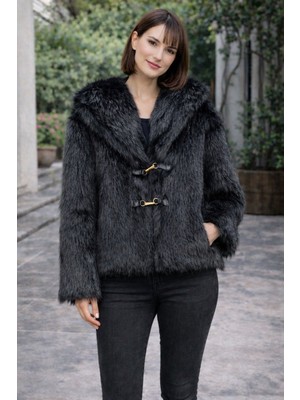Kadın Siyah Suni Kürk Crop Boy Yumuşak Dokulu Astarlı Dolgun Mont Ceket