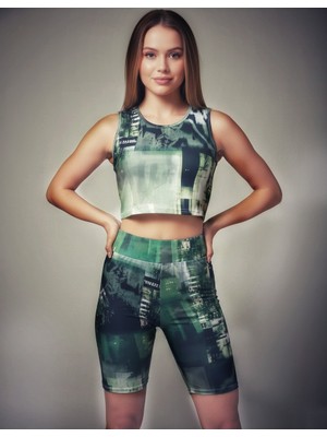 Yeşil Desenli Model Kadın Ikili Takım