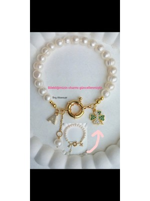 Bng Aksesuar Gerçek İnci Harfli  Altın ve Charm Takılan Gold İnci Bileklik