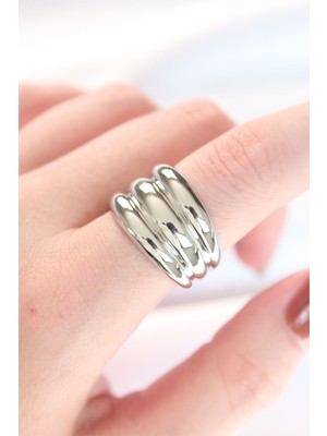 Zenvia Silver Renk Ayarlanabilir Çizgili Bombe Yüzük ZNV-EBJT4377