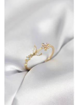 Zenvia Çiçek Model Zirkon Taşlı Gold Renk Kadın Yüzük ZNV-EBJT4377