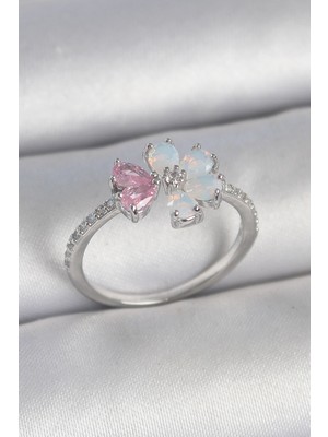 Zenvia Pirinç Gümüş Renk Beyaz Mineli Pembe Zirkon Taşlı Çiçek Model Kadın Yüzük ZNV-EBJT4377