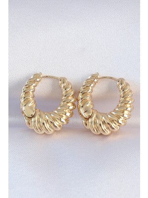 Zenvia Pirinç Gold Renk Tırtık Detay Bombeli Halka Küpe ZNV-EBJT4377