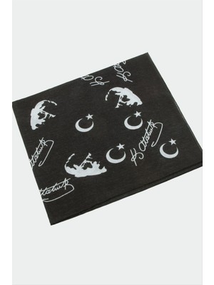 Zenvia Ay Yıldız Atatürk Desenli Bandana 50*50 ZNVBJTR-23577