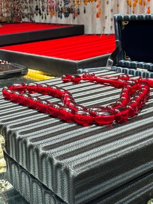 Septemmart Vişne Rengi Ateş Kehribar Tesbih 8X11 mm Kapsül Kesim