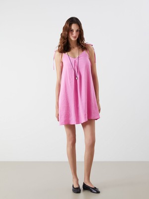 Lc Waikiki Yeni Sezon V Yaka Askılı Modal Karışımlı Mini Elbise