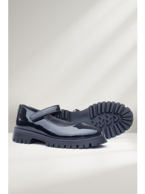 Xo Kids Rakerplus Siyah Rugan Cırtlı Kalın Tabanlı Kız Çocuk Okul Ayakkabısı