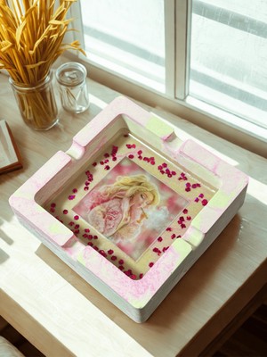 Boketto Opus Barbie Temalı Komik Küllük | Dekoratif Esprili Hediyelik