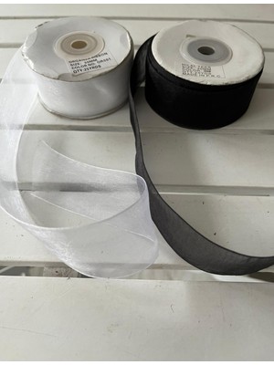 Helvacıoğlu Çikolata Stokları Eritiyoruz, Fantazi Organze Kurdeleler,  3 cm Eninde, Siyah ve Beyaz