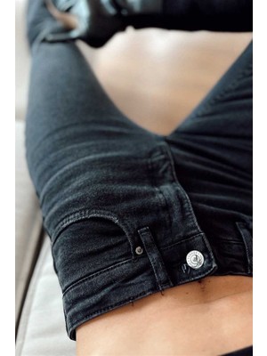 Aida Fashion Kesik Paça Mom Fit Jeans
