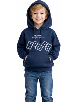 İrem Çocuk Giyim Erkek Çocuk Humor Yazılı Kapüşonlu Kanguru Cepli Önü Sırtı Yazı Desenli Lacivert Renk Sweatshirt