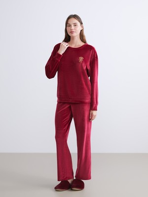 Lc Waikiki Yeni Sezon Bisiklet Yaka Nakışlı Kadın Kadife Pijama Takımı