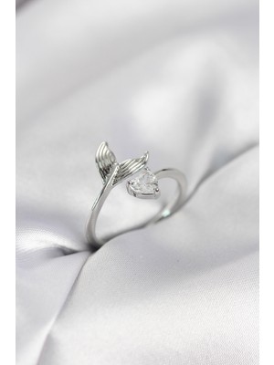 Karahanbey Balık Kuyruğu Model Gümüş Renk Zirkon Taşlı Kadın Yüzük - Lisinya