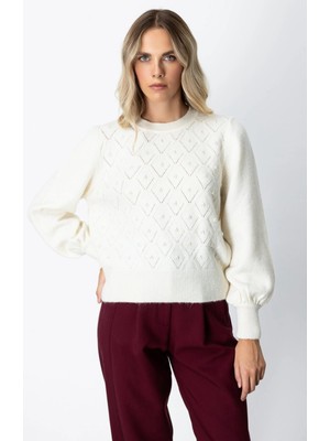 On Fashion Kadın Incili Baklava Desenli Ekru Kazak 63316