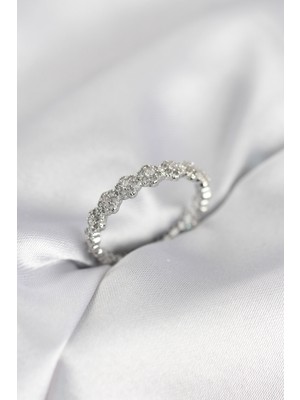 Novytech Sıralı Çiçek Model Gümüş Renk Zirkon Taşlı Kadın Yüzük - Lisinya