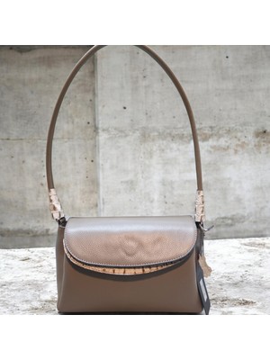 Valentina Victoria Hakiki Deri 3 Bölmeli  Omuz ve Çapraz Çanta