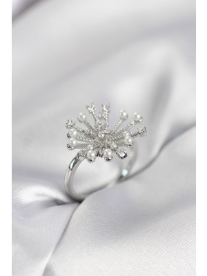 Novytech Gümüş Renk Karahindiba Model Zirkon Taşlı Kadın Yüzük - Lisinya