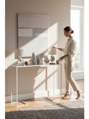 Normadia Modern Beyaz Renk Şeffaf Temper Camlı Petek Üstü Metal Konsol