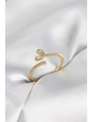 Clariss Gold Renk Pirinç Kuyruklu Kalp Model Kadın Yüzük