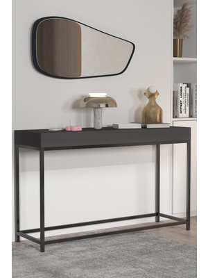 Normadia Şık ve Kullanışlı Demir Ayaklı Dresuar, Modern Dekorasyonla Uyum Sağlar