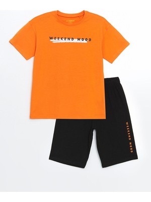 Lc Waikiki Yeni Sezon Bisiklet Yaka Erkek Çocuk Şortlu Pijama Takımı