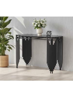 Normadia Modern Siyah Metal Piyano Modeli ile Şıklık ve Zarafet