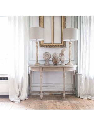 Normadia Modern ve Şık Ahşap Dresuar, Şık Tasarımıyla Evinize Tarz Katın