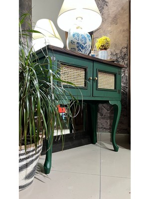 Normadia Şık Ahşap Dresuar, Modern ve Kullanışlı Dekorasyon Parçası