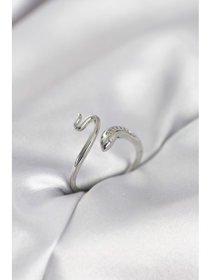 HERŞEYBURDAMODA Gümüş Renk Yılan Model Zirkon Taşlı Kadın Yüzük